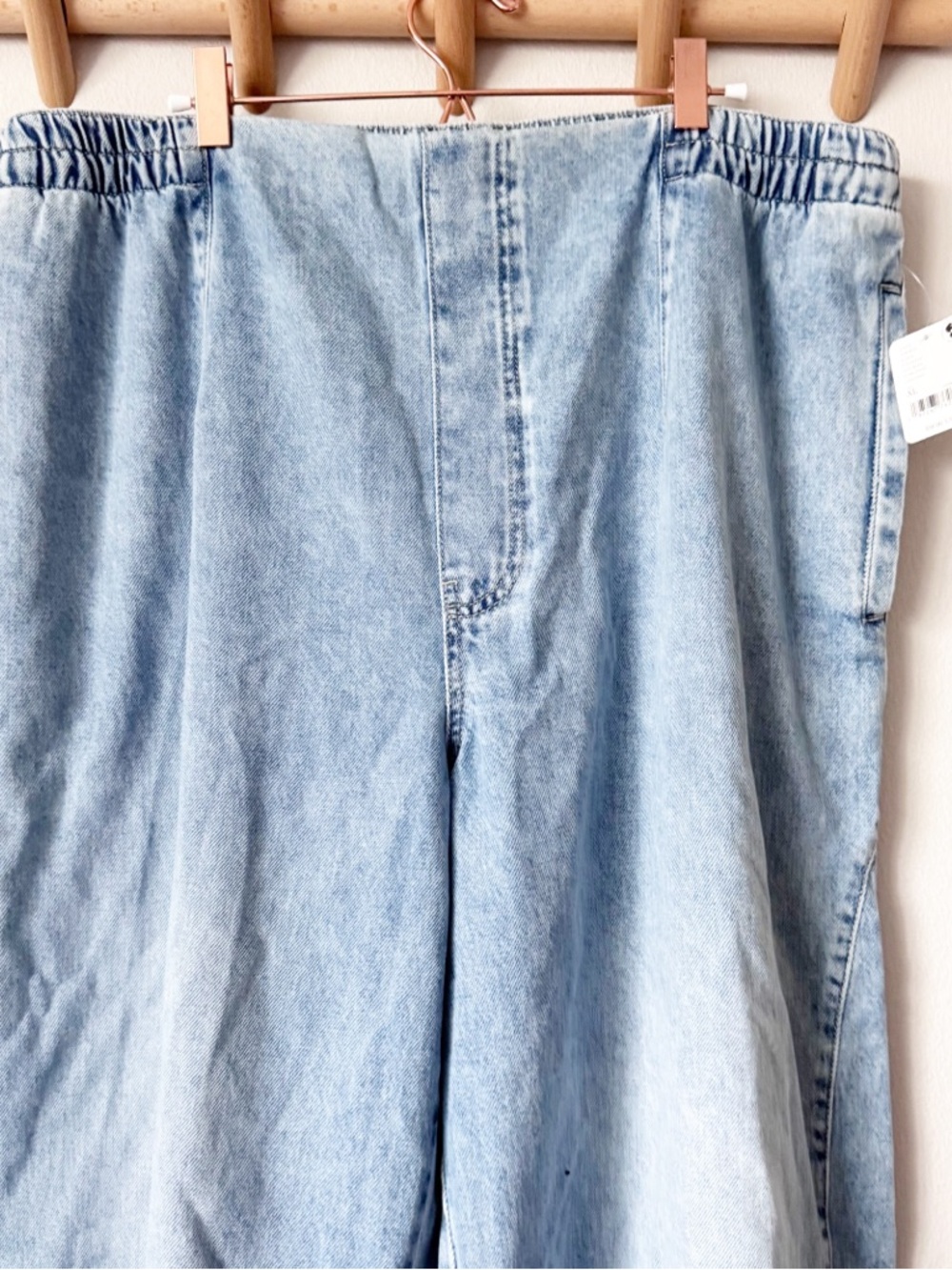 Free People Oslo Light Blue Wide-Leg High-Waist Jogger Jeans - Picture 6 of 14